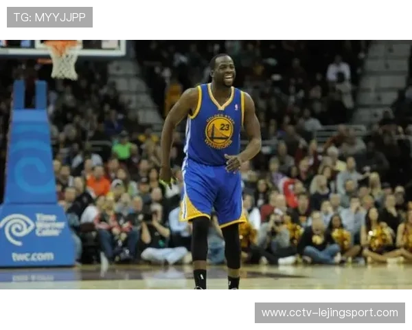 区域联防结合扫荡中场成潮流，10号位球员角色演化